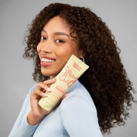 Umberto Giannini Strong Curls Rosemary Oil Conditioner 250 мл - Поживний кондиціонер для кучерявого волосся